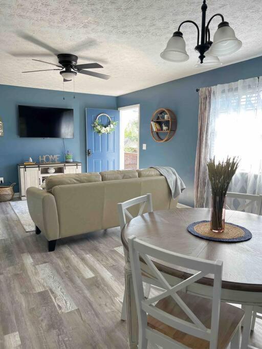 Charming House In Sevierville Family Friendly Quiet Location Close To Wilderness Kültér fotó