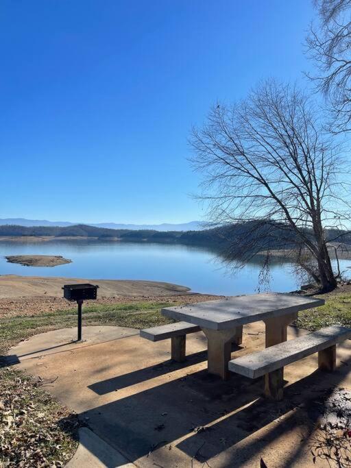 Charming House In Sevierville Family Friendly Quiet Location Close To Wilderness Kültér fotó