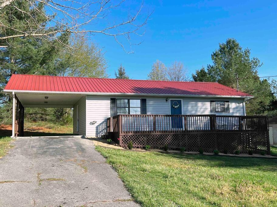 Charming House In Sevierville Family Friendly Quiet Location Close To Wilderness Kültér fotó